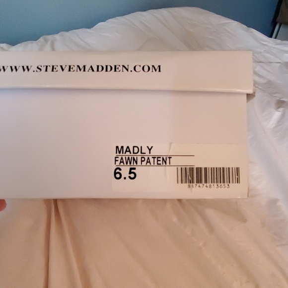 Shoes - Picture 6 of 6